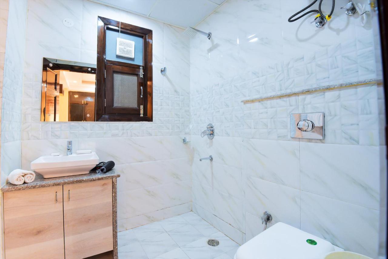 Bedchambers Medicity Serviced Apartments In Gurgaon Eksteriør billede