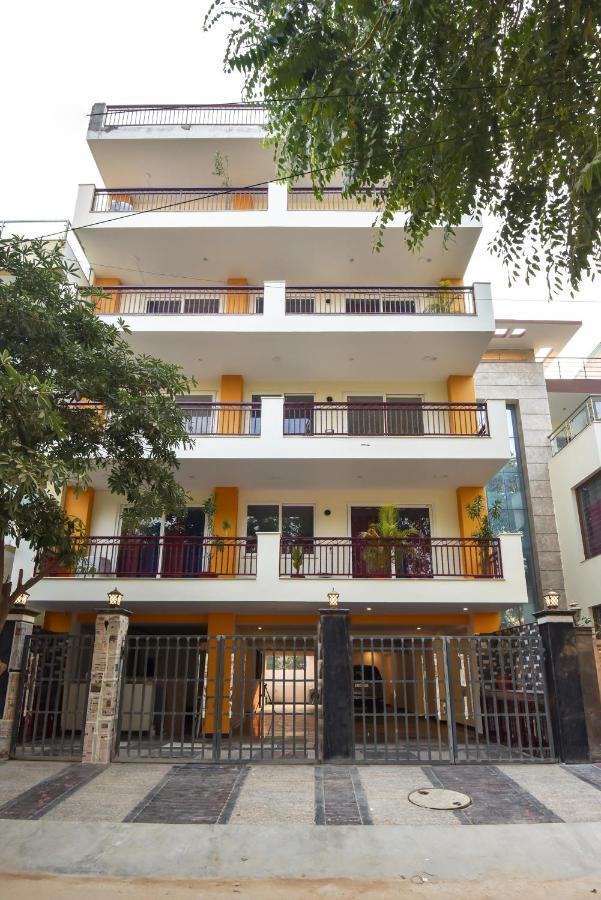 Bedchambers Medicity Serviced Apartments In Gurgaon Eksteriør billede