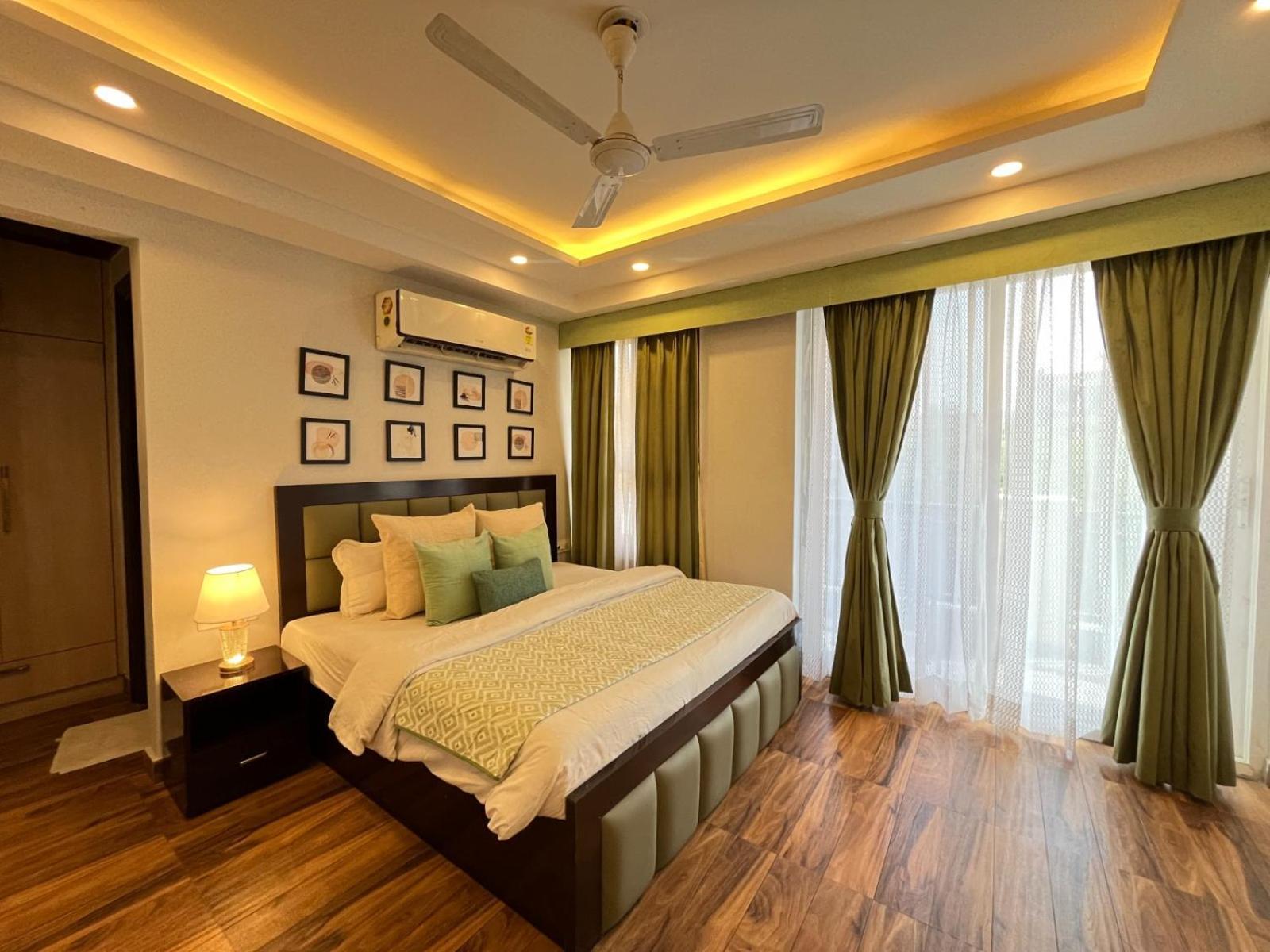 Bedchambers Medicity Serviced Apartments In Gurgaon Eksteriør billede