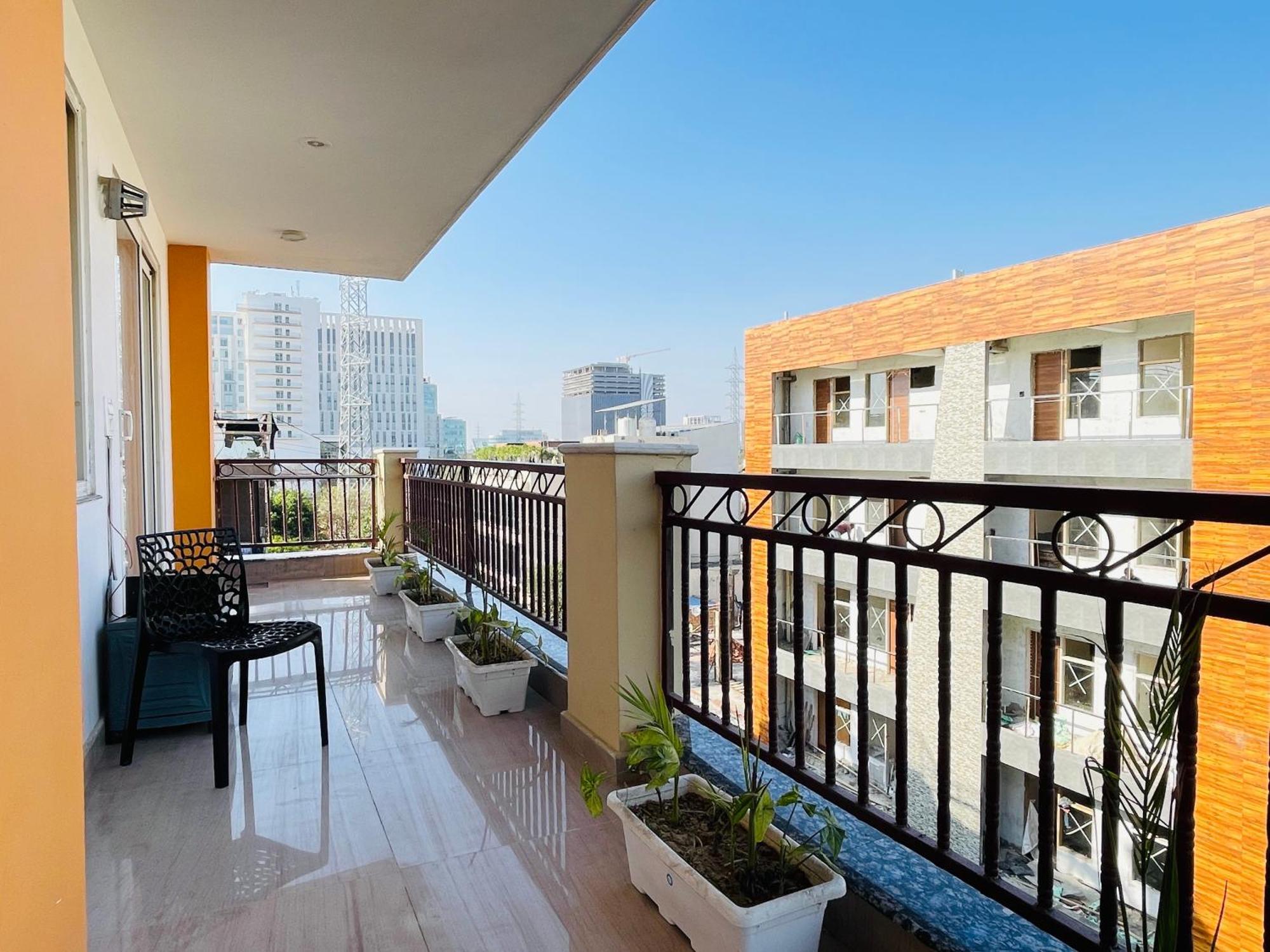 Bedchambers Medicity Serviced Apartments In Gurgaon Eksteriør billede