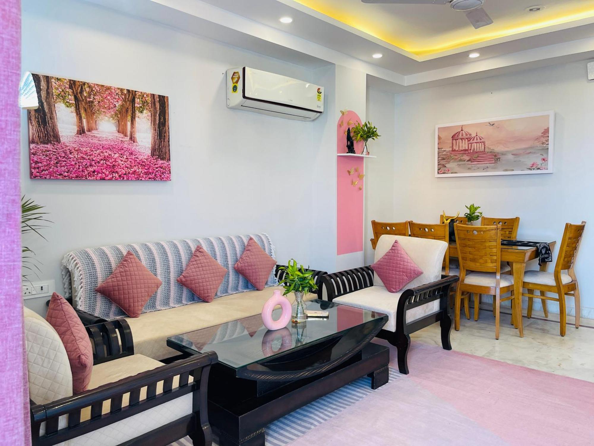 Bedchambers Medicity Serviced Apartments In Gurgaon Eksteriør billede